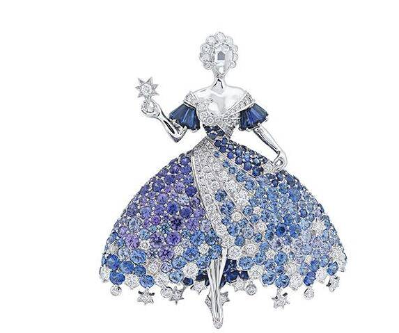 它居然是奥黛丽赫本一生中最爱的胸针饰品