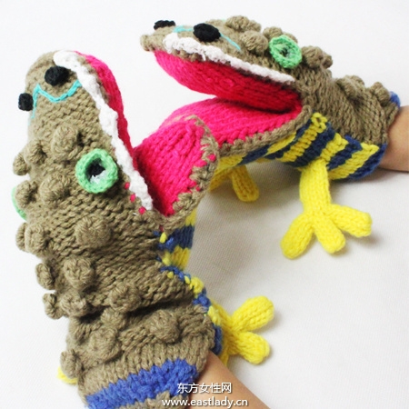 卡通手套造型戴出活力气息