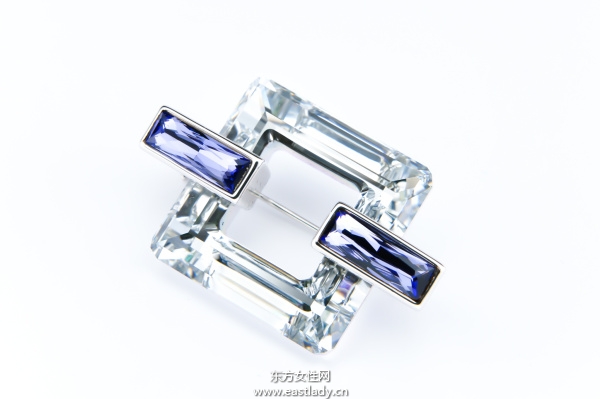 胸针带给你不一样的时尚元素