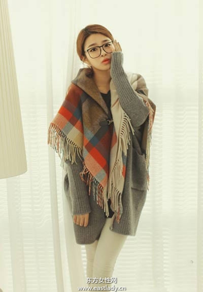 初春时尚围巾戴法诠释一个完整的你