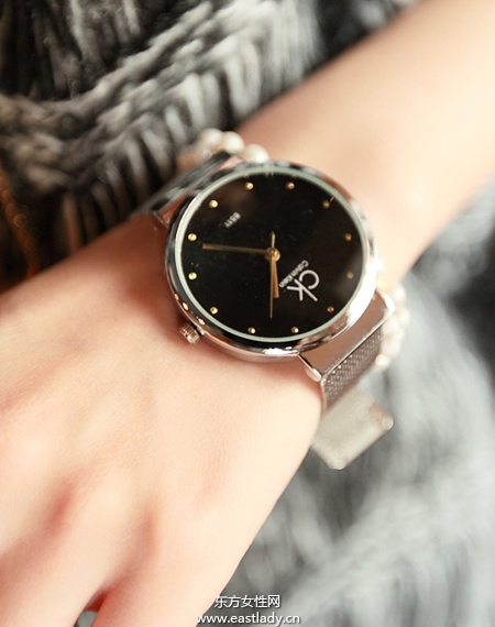 复古时尚手表戴出个性
