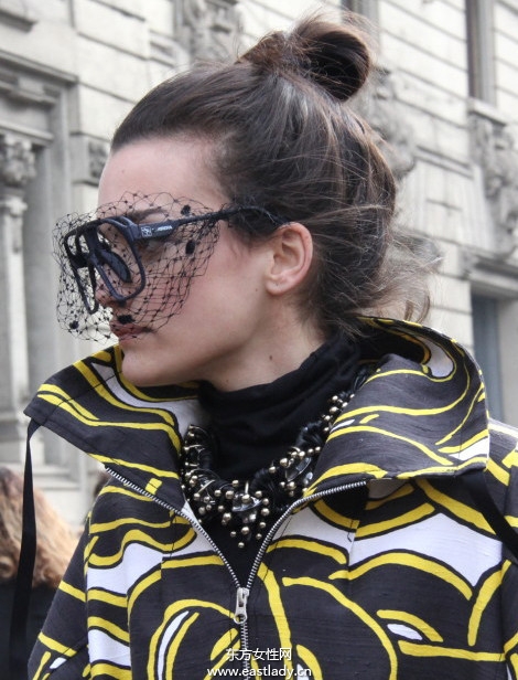 初春季节炫时尚 选对墨镜做女王