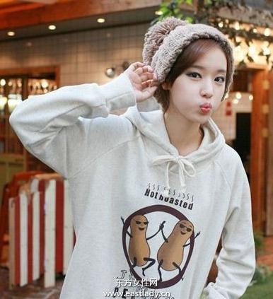 冬日时尚针织帽提升美眉靓丽指数