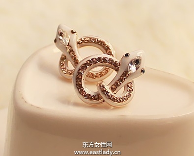 蛇年必备转运饰品很潮又实用