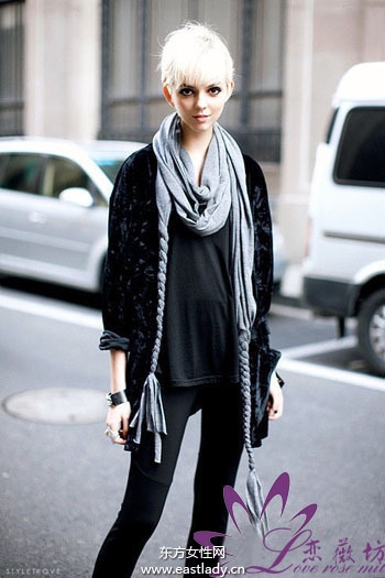 欧美街头围巾混搭穿出江南风情