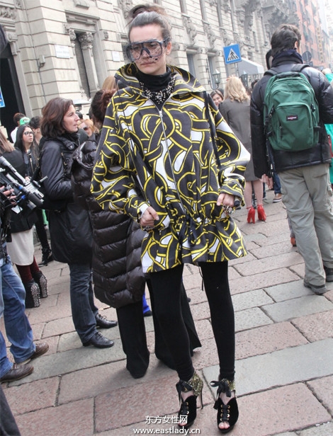 初春季节炫时尚 选对墨镜做女王