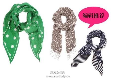 春日的丝巾装点出时尚的元素和春天的气息