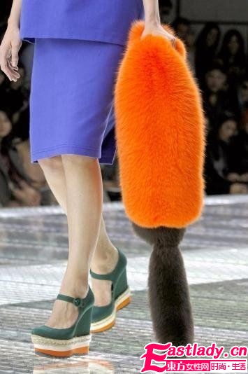 2011春夏女装点睛主打配饰抢先看