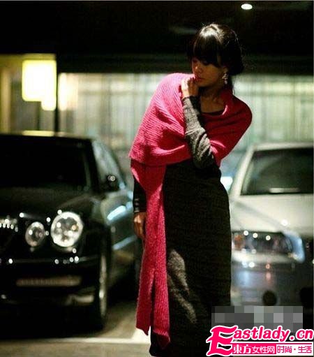 选对披肩提升时尚品位