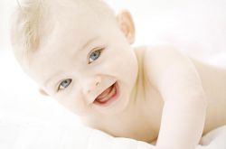 宝宝抬头不好怎么办 如何正确教宝宝抬头