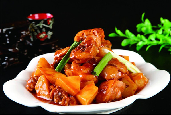 新妈妈必备的八款坐月子食谱推荐