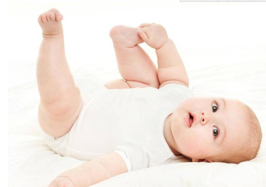 你知道吗 这些大动作代表宝宝发育缓慢