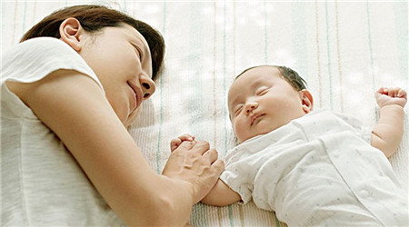 坐月子可以洗头发吗 坐月子洗头七大注意事项