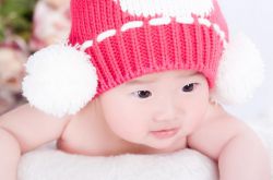 小孩流鼻血怎么办  喝喝 立马止血