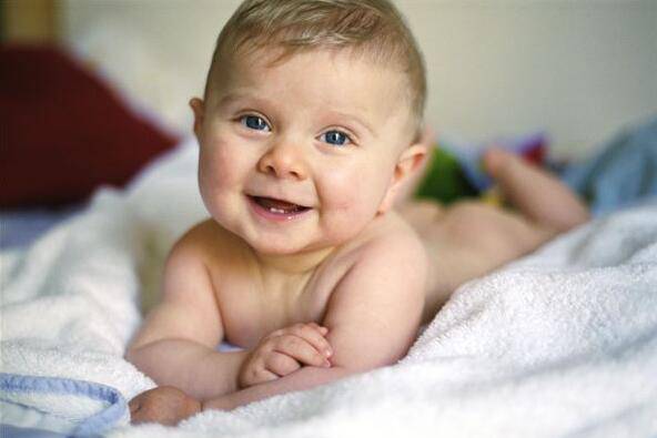 宝宝流鼻血怎么降火 让宝宝远离这些食物