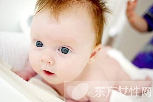 0-1岁宝宝的肢体训练 让宝宝 赢在起跑线