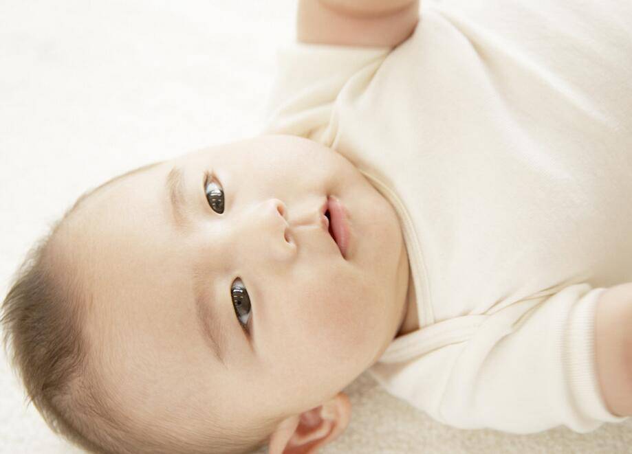 宝宝不爱吃饭怎么办 育儿专家有妙招