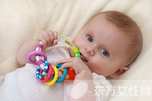 0-1岁宝宝的肢体训练 让宝宝 赢在起跑线