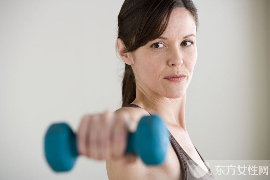 8款瘦手臂操 每天10分钟让练成壮士臂
