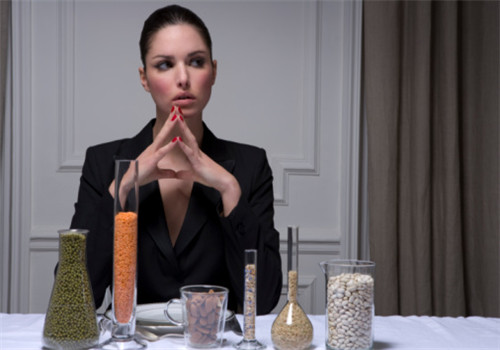 如何才能减小腹  管住嘴迈开腿