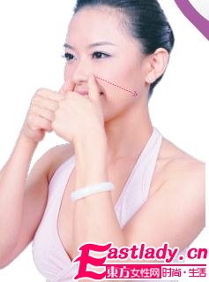 4式按摩瘦脸操 轻松瘦出小脸