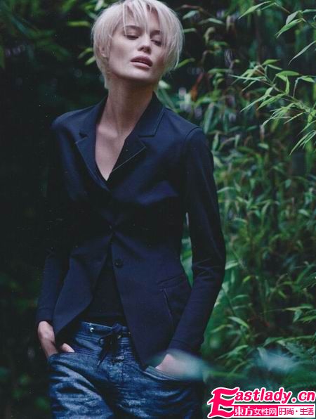 瘦腿美腿 让身体姿势更加优美动人