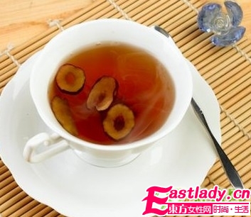 想丰胸 试试以下三种食疗方