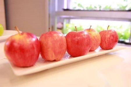 吃苹果有什么好处，减肥助消化！