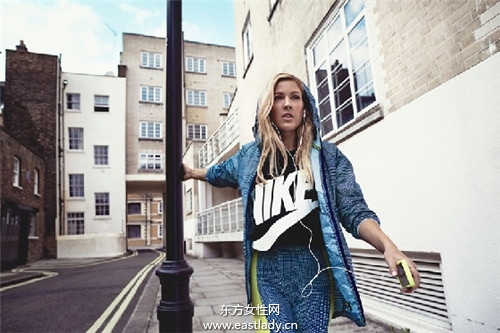 原来小天后的腹肌是这样来的 艾丽高登的塑身秘诀