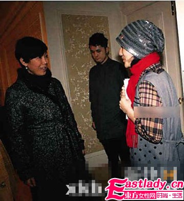 胡可怀孕5个月 身材没变样 减肥方法引关注