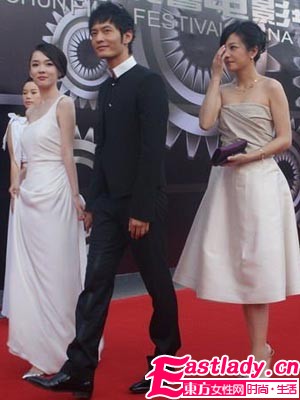 蔡依林又爆绯闻甘当 柴可夫 司机 明星混乱情那点事