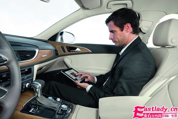 AUDI新A6导入混合动力车型 营造出跑车般动感气息