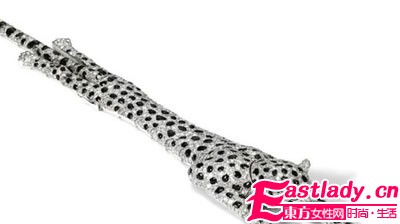 温莎公爵夫人手镯拍出700万美元    为世界最昂贵
