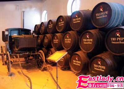 葡萄酒收藏ing  时下富豪最流行嗜好