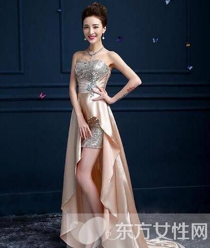 性感时尚晚礼服造型推荐 这么穿优雅而不庸俗