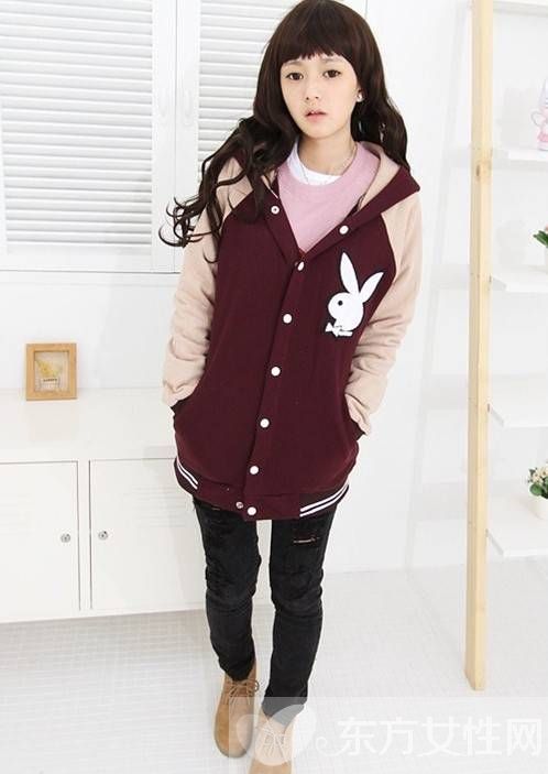 棒球服这么搭配 保暖御寒又潮流