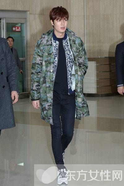 迷彩棉服搭配小妙招 这么穿必能吸睛不少