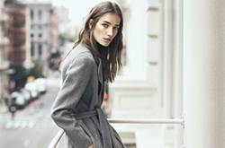 灰色大衣时尚搭配 时髦感不只一点点