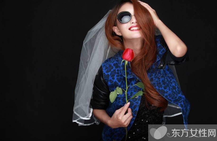 矮个女生时尚混搭风格 这么穿完美比例就出来了