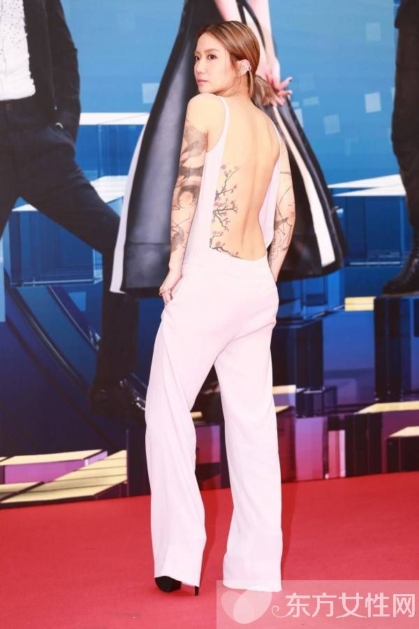 跟着潮流趋势走 夏日打造完美腿型就靠它