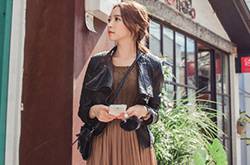 简约时尚机车皮衣搭配 不仅帅气还很女人味