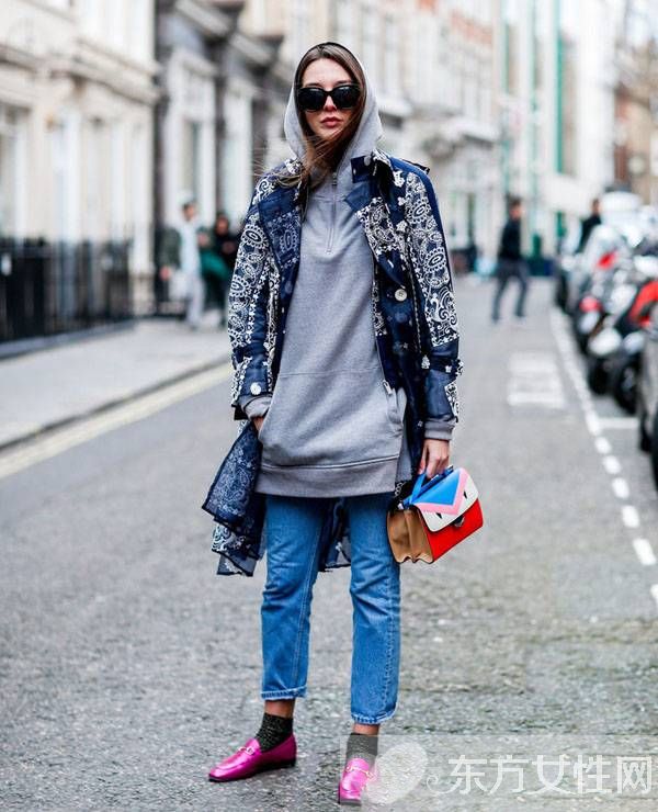 连帽卫衣最潮搭配技巧 这么穿分分钟呈现明星范儿