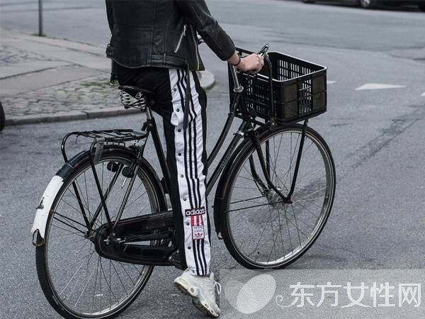 2017哥本哈根时装周 春夏休闲街拍引领时尚前沿