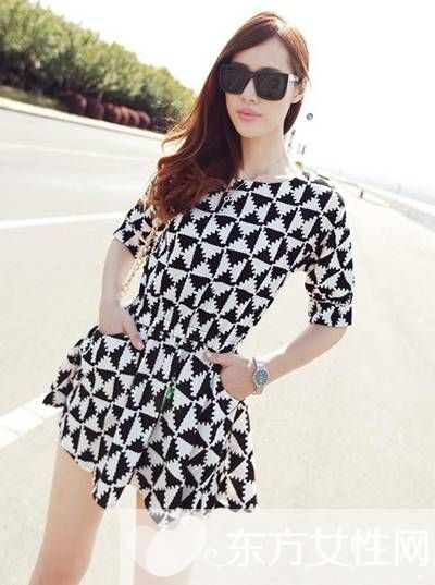 4款复古连衣裙穿搭经 将你的美展露无遗