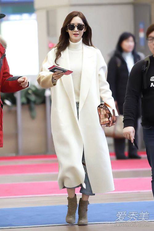 如何留住男友的心 跟林允儿学直男最爱春日搭配