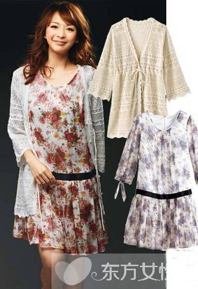 女生碎花连衣裙搭配 混搭感既时尚又知性