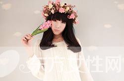 民族风服饰也能穿出惊艳感 7款异域服装让你的气场升级