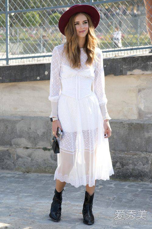 欧美时尚街拍 早春长裙搭配美美哒