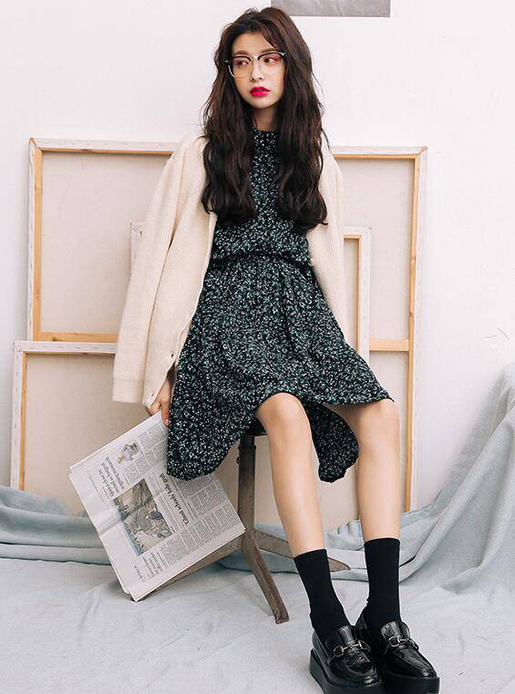 春款开衫毛衣怎么搭配 学他们这么搭就对了