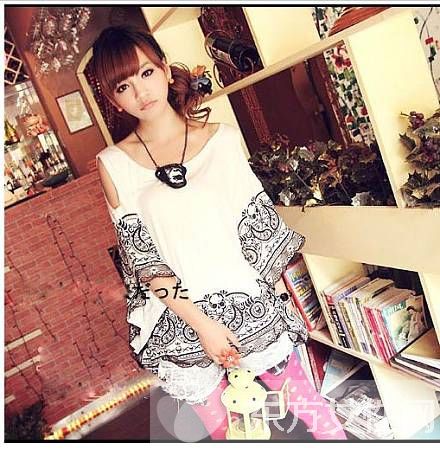 夏日女生流行时装搭配 引领你进入潮流时尚